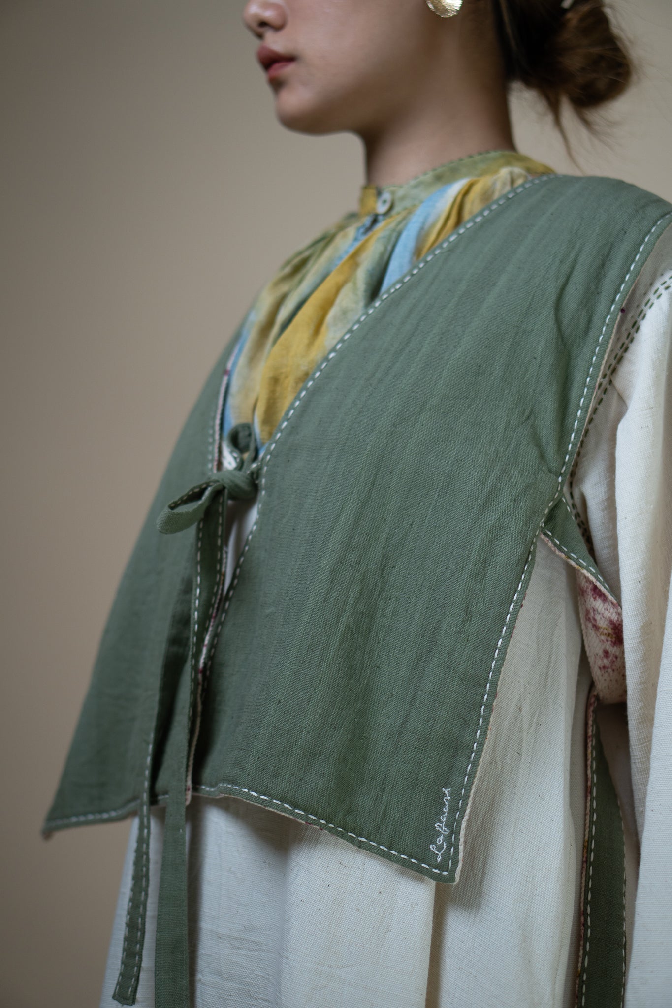 Lafaani - Meadows Unisex Reversible Bib